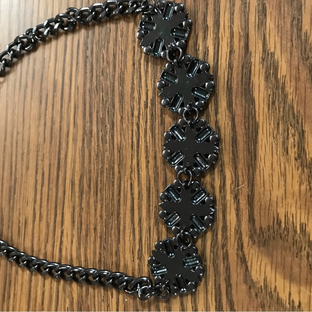 3/$20 Metal Rhinestone Choker Necklace - Picture 3 of 4